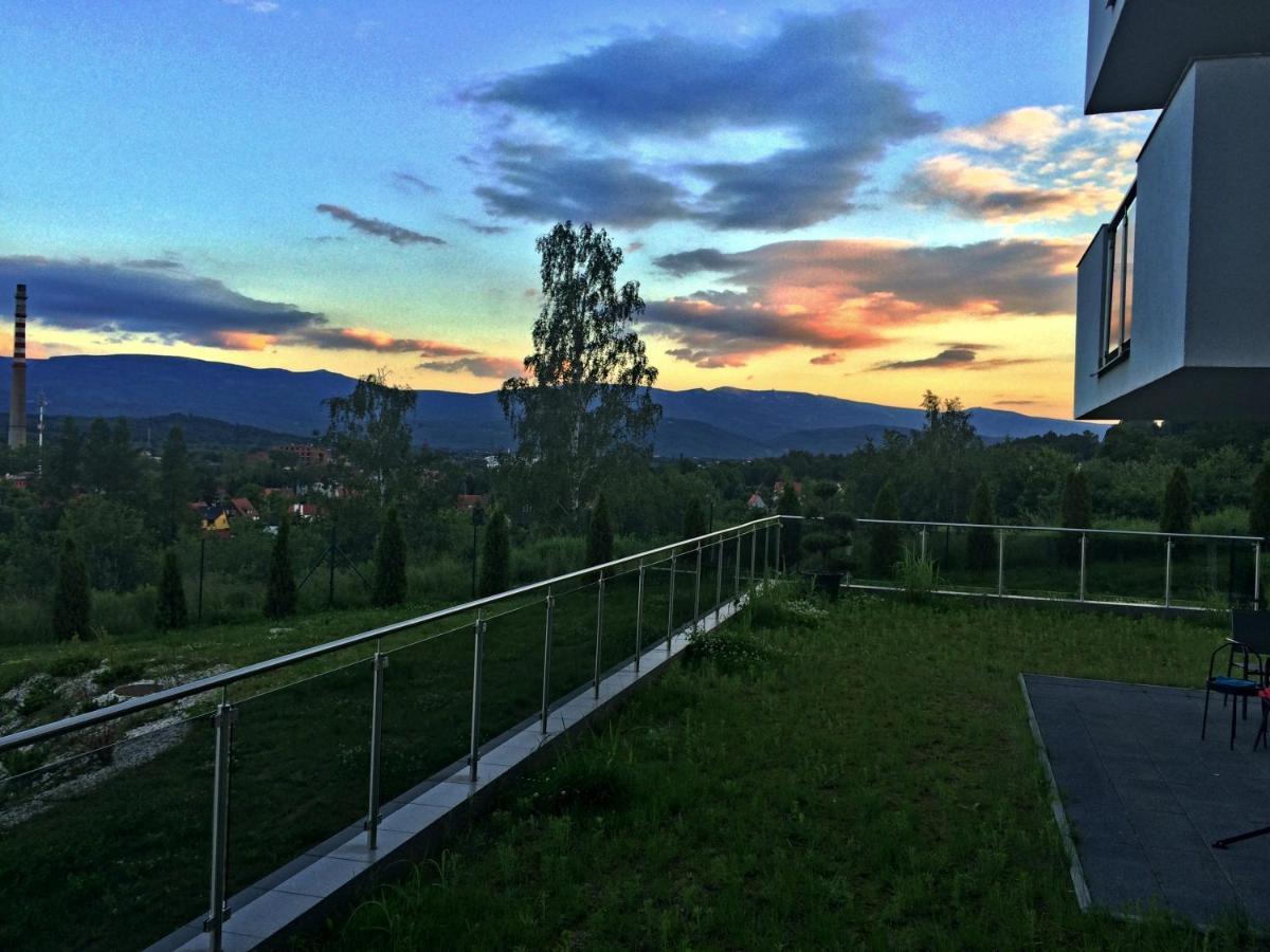 Apartament Happy View Appartamento Jelenia Góra Esterno foto